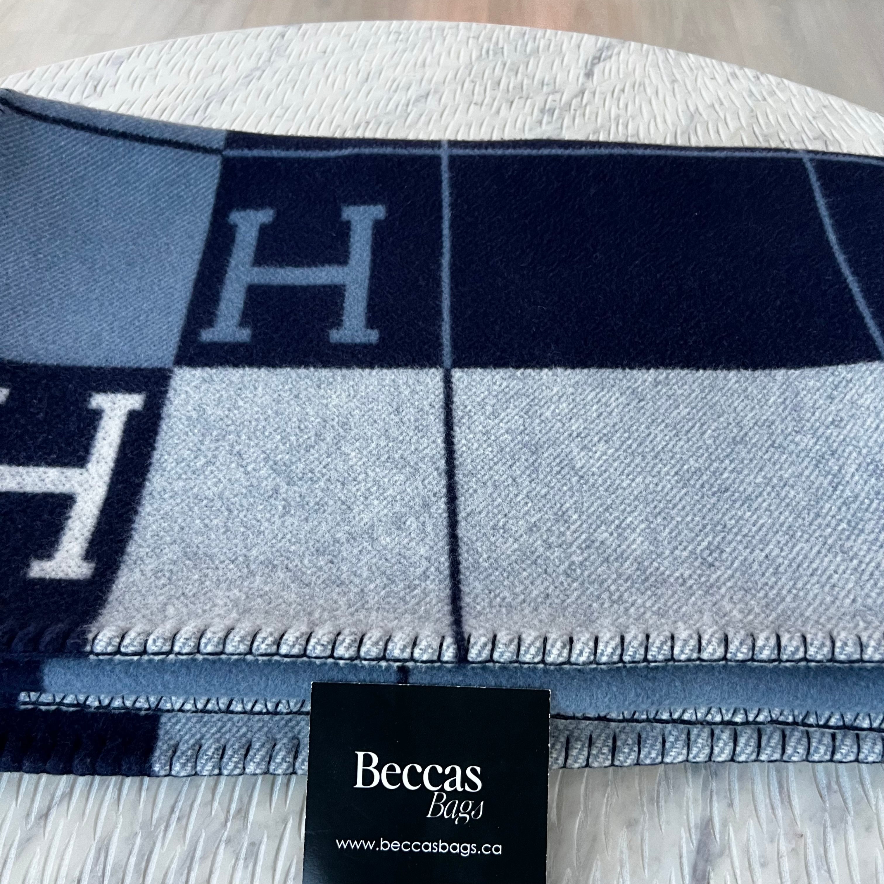 Hermes Avalon III throw blanket