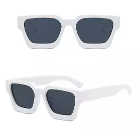 Modern fashion sunglass S33321690