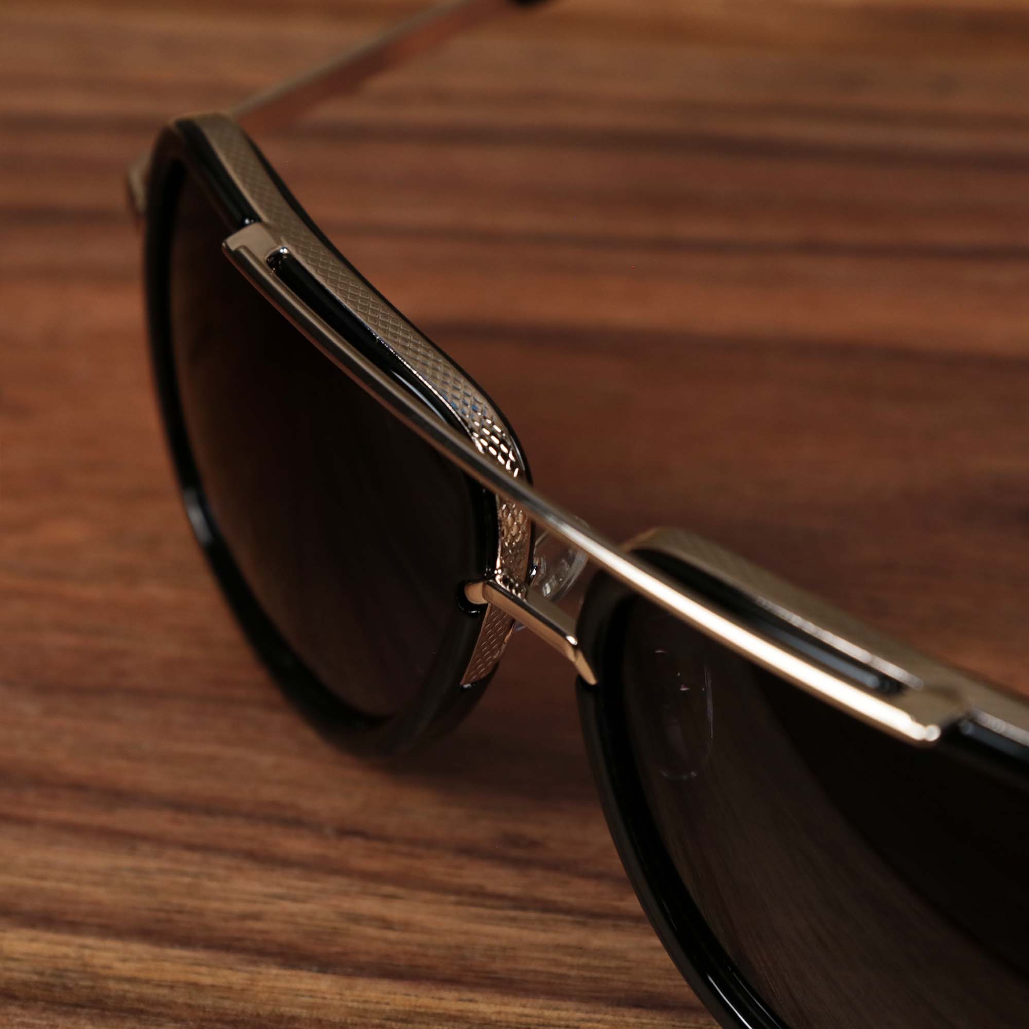 Round Frames Black Lens Sunglasses with Black Gold Frame