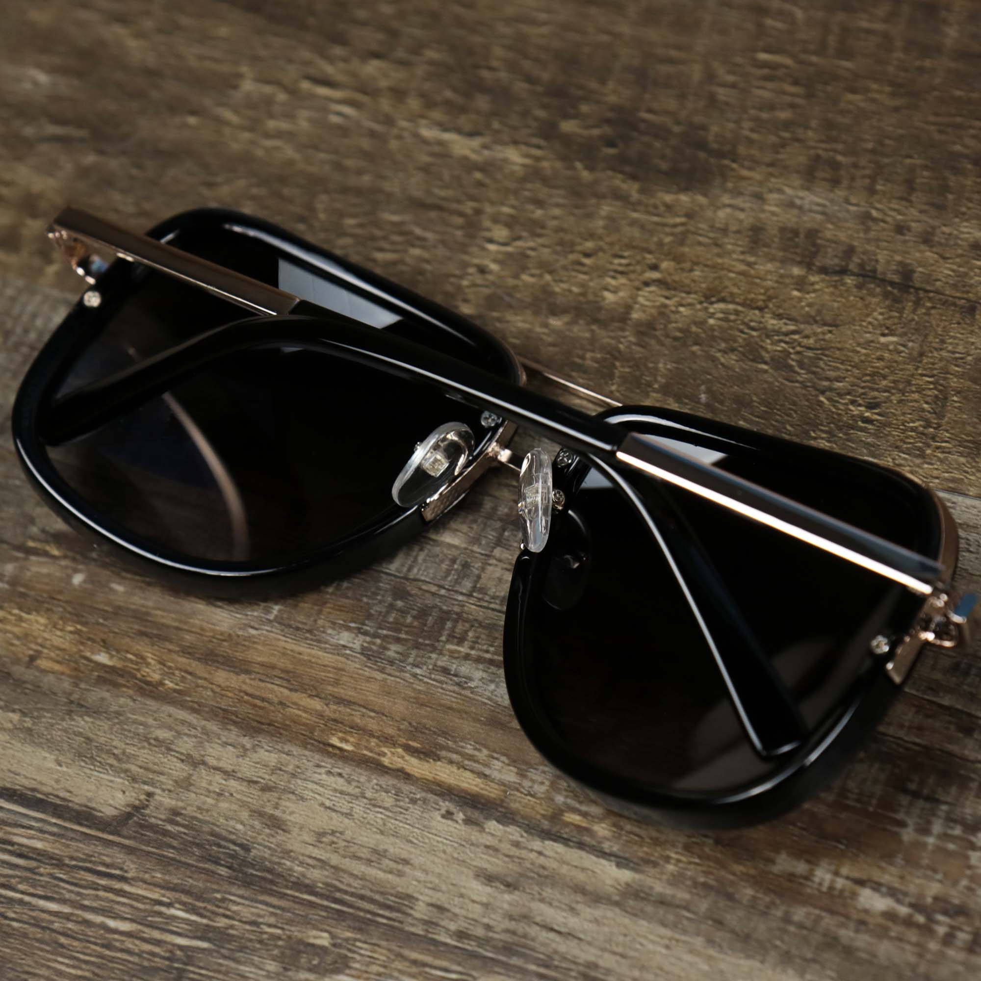 Round Frames Black Lens Sunglasses with Black Gold Frame