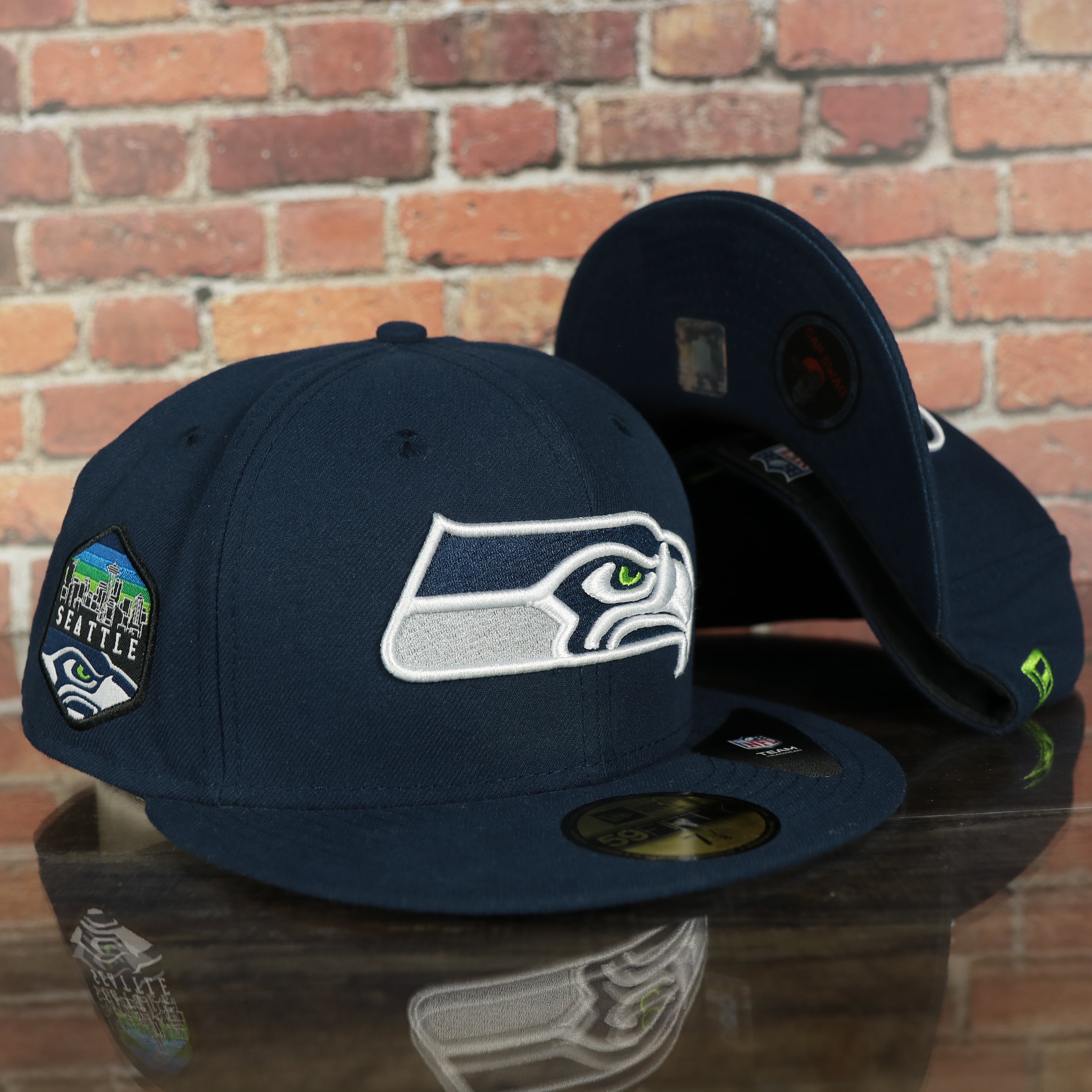 Seattle Seahawks Seattle Skyline Side patch Navy Blue Underbrim 59Fifty Fitted Cap | Navy Blue Fitted Cap